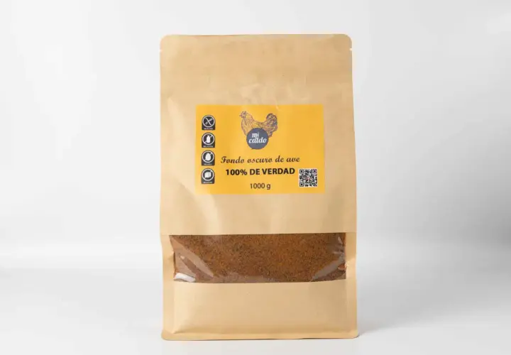 Bolsa de papel kraft con fondo oscuro de ave, ideal para un caldo de pollo casero. Contiene 1000g.