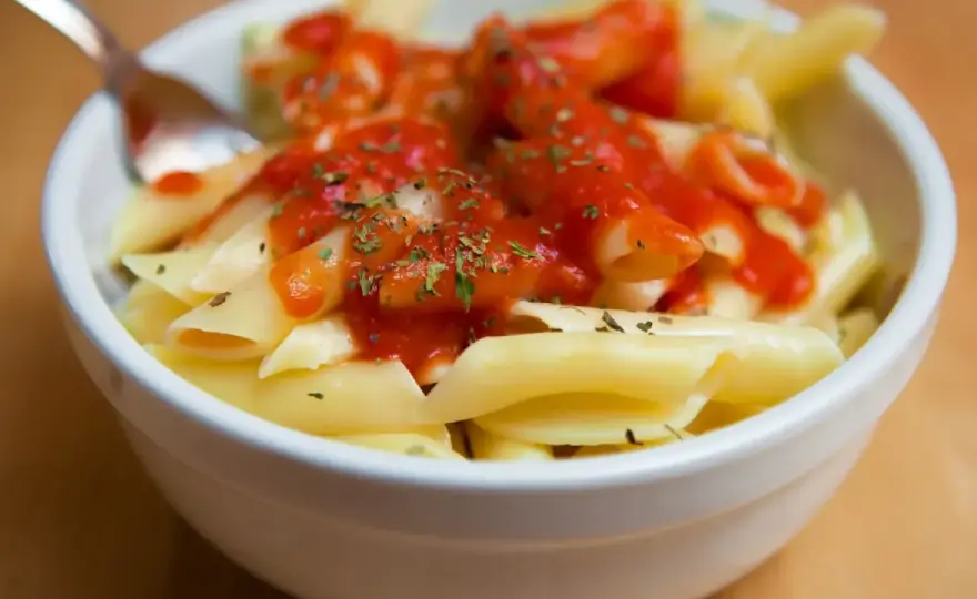 Macarrones con tomate - El secreto para que queden siempre jugosos